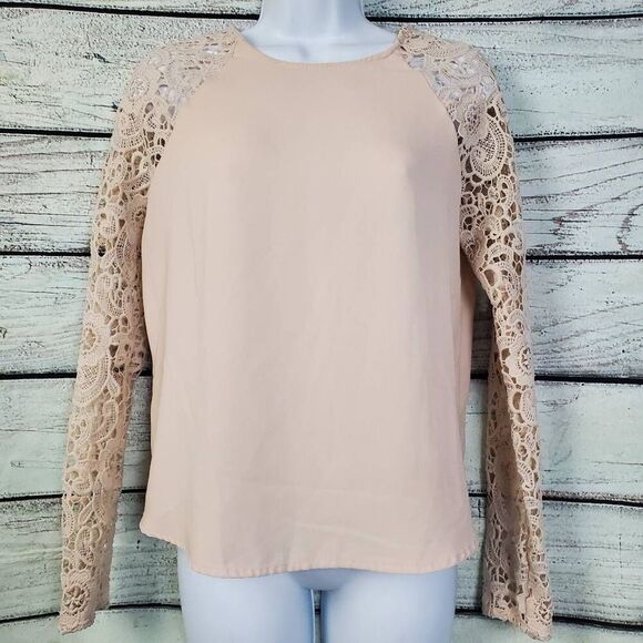 Forever 21 Nude Blouse Small Long Sleeve Crochet Lace Raglan Top Feminine Chic - Picture 1 of 8